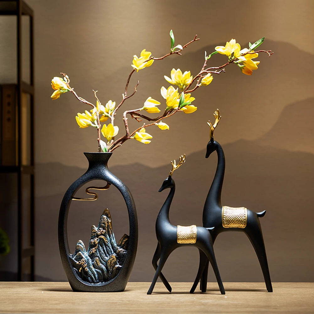 Beverly Black Creative Vase